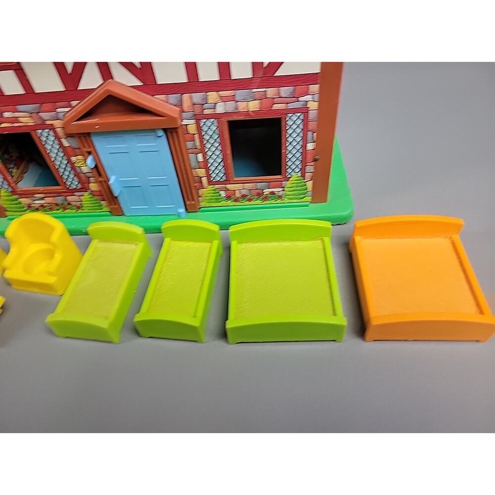 Fisher-Price Little People Play Family House 952 Brown TUDOR Vintage 1969-1980 - Picture 2 of 13